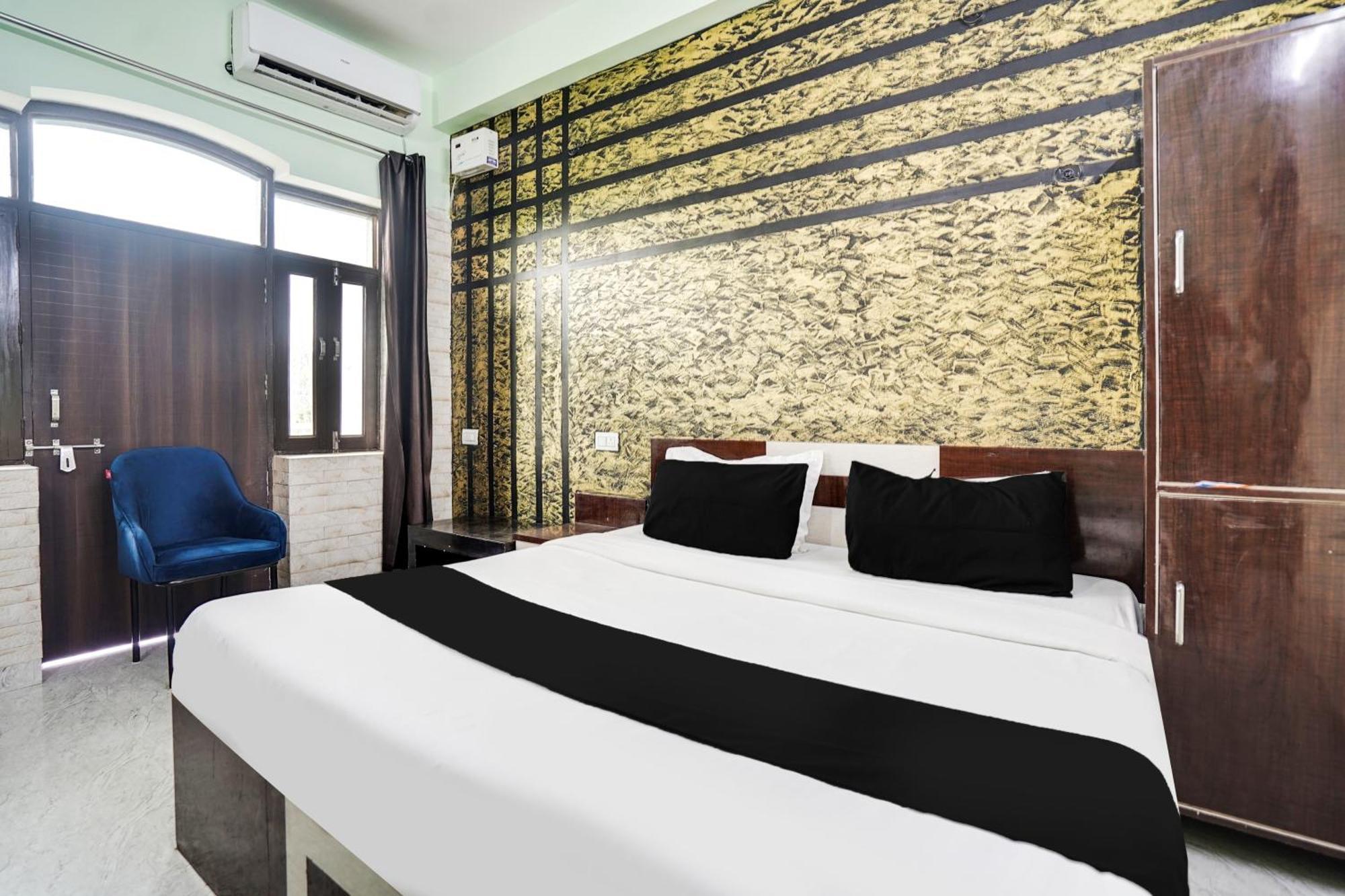 Super Collection O Rajapur Circuit House Hotel Prayagraj Luaran gambar