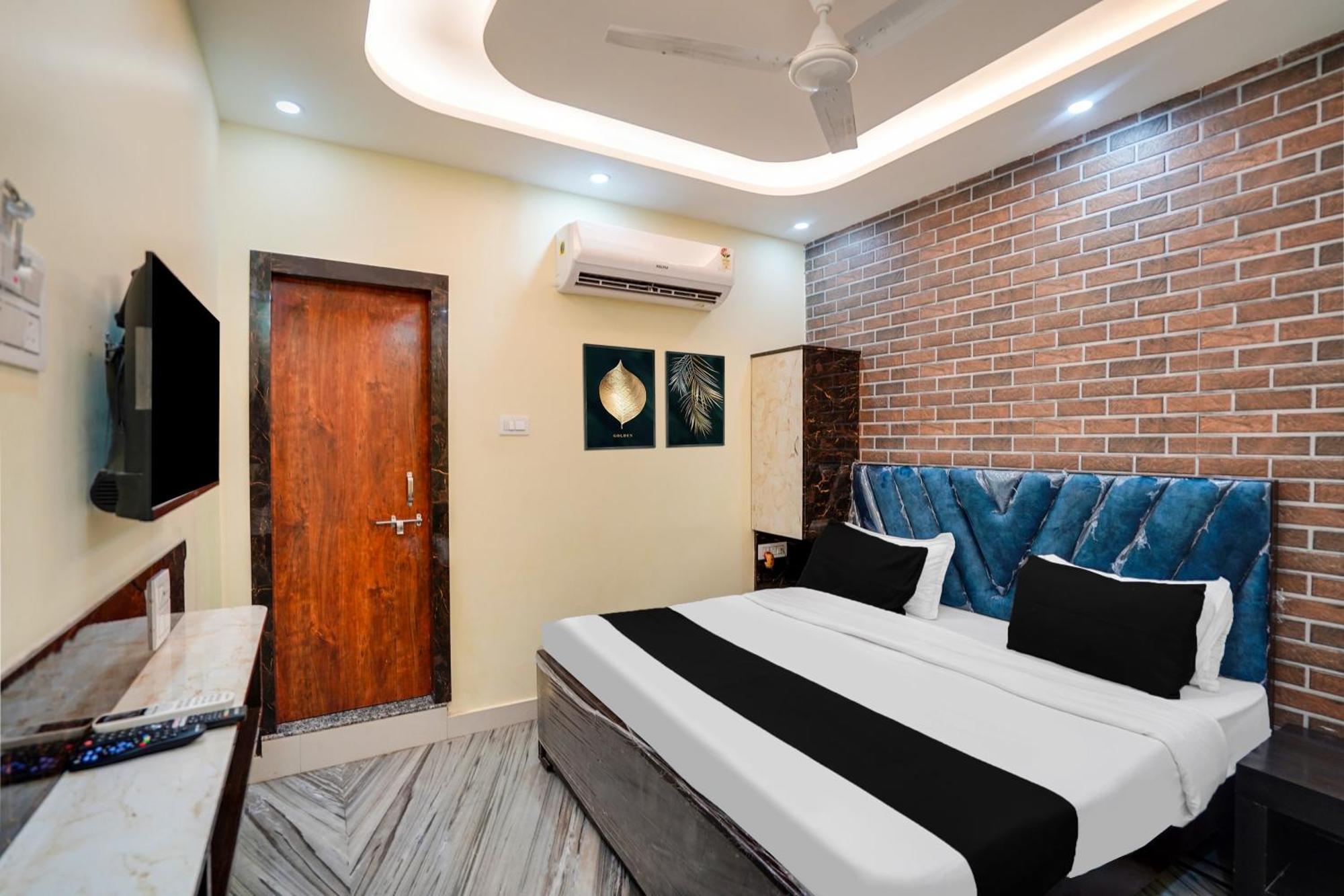 Super Collection O Rajapur Circuit House Hotel Prayagraj Luaran gambar